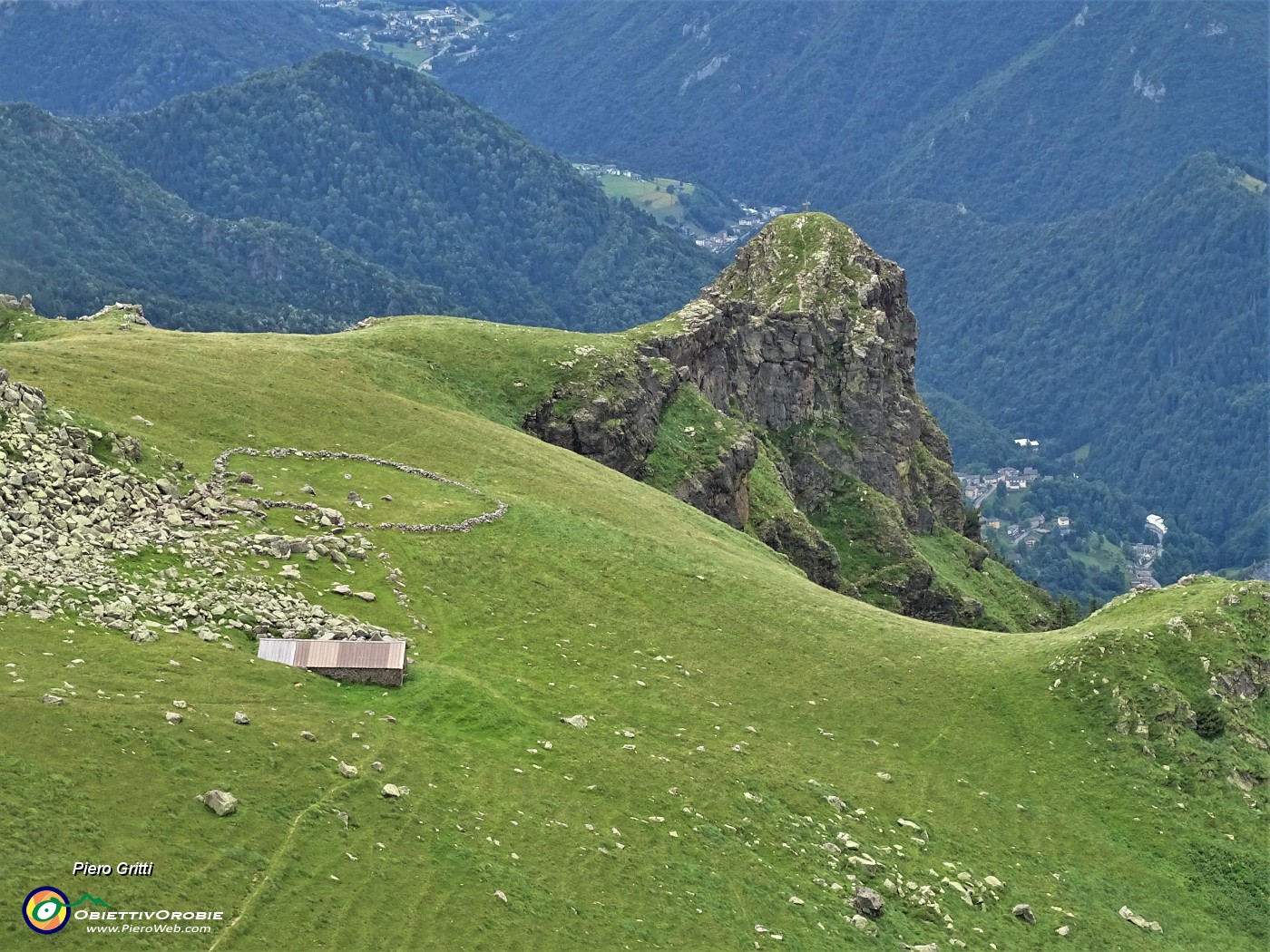 Monte Mincucco Ad Anello Con Vento Dal Lago Di Valmora Lu